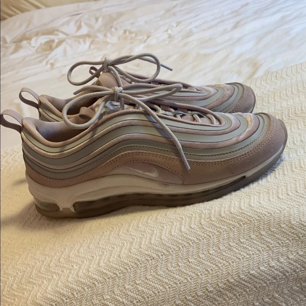 Nike air max’s 97